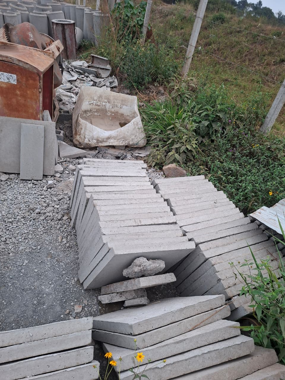 Precast concrete cover slabs in production stock for dependable drainage and utility works